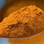 KHÁCH MUA NGHỆ VÀ ỚT